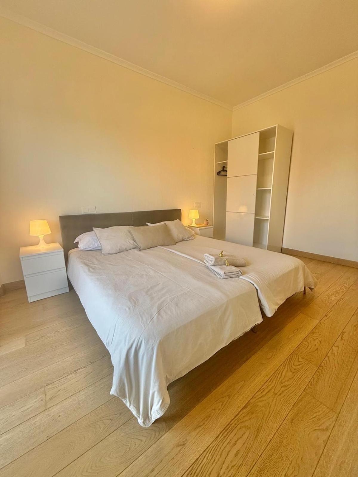 Modern Flat Close To Beach Кампелло Экстерьер фото